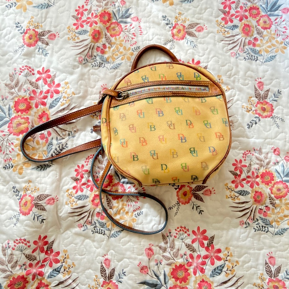 🥰Dooney & Bourke Signature Logo Mini Backpack🥰